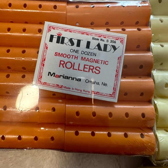 Vintage First Lady rollers bundle of 11 smooth magnetic cone rollers NEW - Picture 3 of 3